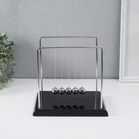 Pendulum "Technic balls" Black stand 18x20x17 cm-2