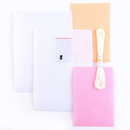 Set for creating a toy made of felt "white cat"-2