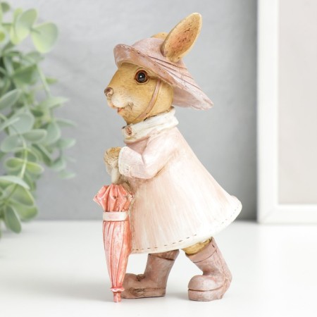 Polystone souvenir "Bunny in a hat and raincoat with an umbrella" 14.5x6.5x8 cm-3