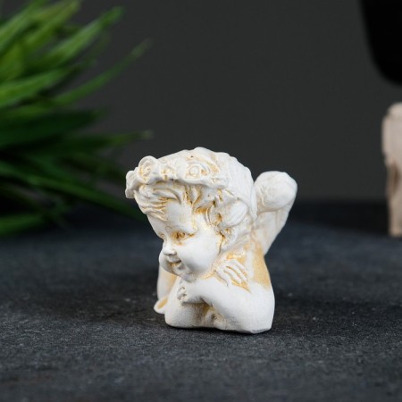 The figure "angel lies on the handles" gilding, 8x4x4cm-3