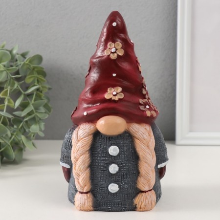Figure "Dwarf" height 19 cm, width 8 cm, length 11 cm-1
