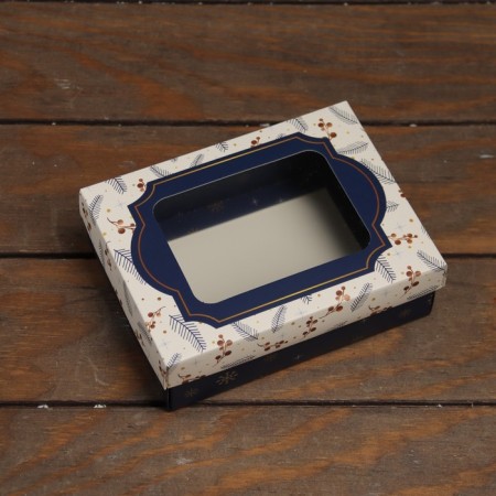 The box is folding, the lid is, with the window "Happy New Year" 16.5 x 12.5 x 5.2 cm-1