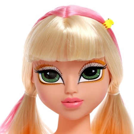 Maneken doll for creating Cassie hairstyles, with accessories-3