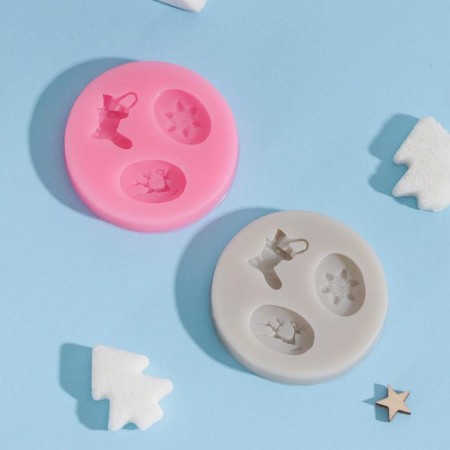 Mold "New Year's fairy tale", silicone, 5.5 × 5.5 × 1 cm, color mix-3