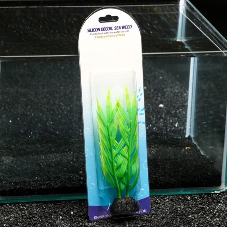 Silicone aquarium plant, glowing in the dark, 6.5 x 18 cm, green-3