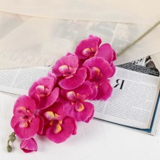 Artificial flowers 