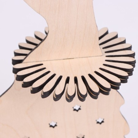 Napkin "lady with a fan", plywood-4