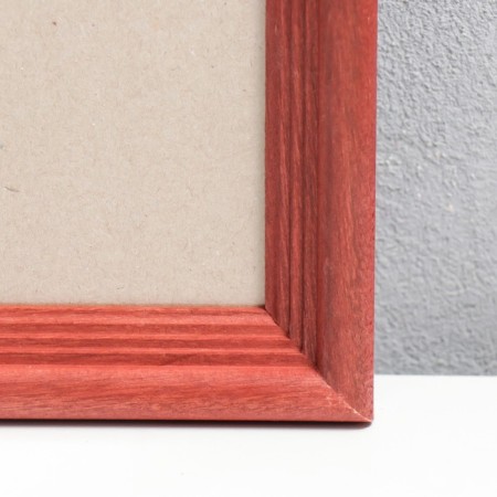 Photo frame pine С20 red 50x70 cm (plastic screen)-1