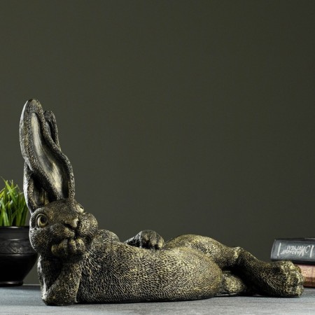 The figure "Eared hare lies" 45x28x18cm, gold-4