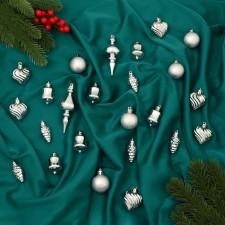 Set of jewelry plastic 24 pcs 