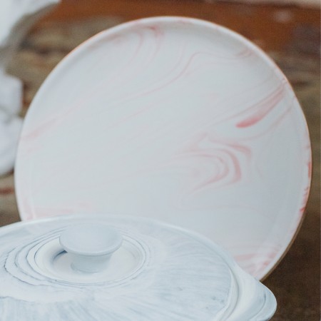 Ceramic lunch plate "Marble", D = 25 cm, pink color-3