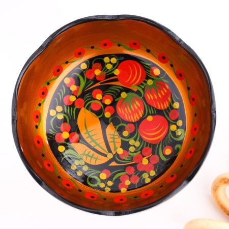 Candy "Strawberry", carved, Khokhloma-2