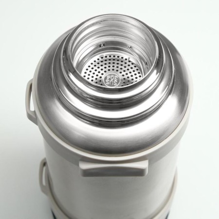 Thermos, 3.2 l, Volume "Master K", with two circles and a strainer, retains heat 72 hours, silver 542-2