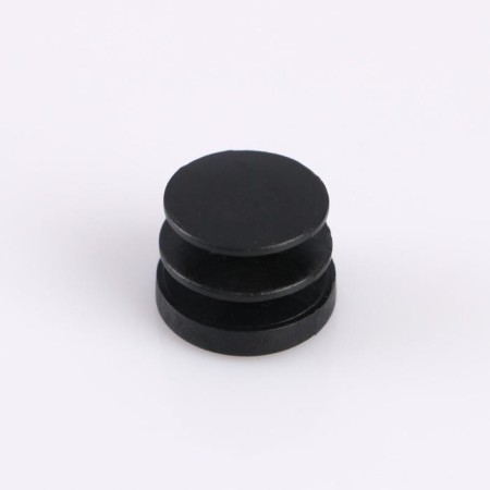 The plug is internal universal, d = 20 mm, black-1