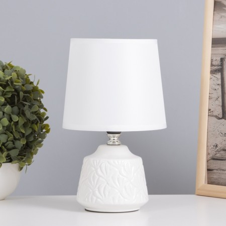 Daniel desktop lamp 1x40W E14 white 14.5x14.5x24cm