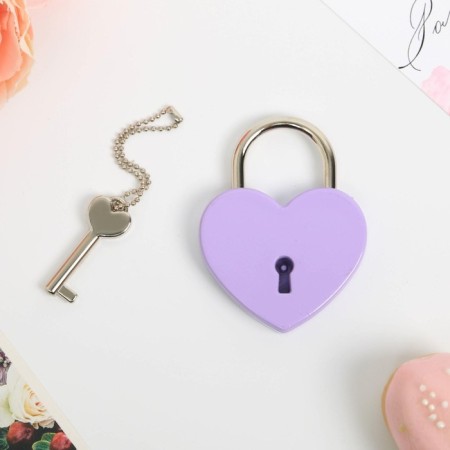 Wedding castle with the key "Together forever."-4