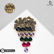 Boast-pier “bunch” is mobile, color in black gold