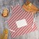 Apron Dolyana "strip red 67 x 74cm, 100%PE