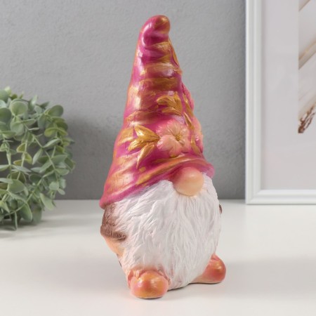 The piggy bank "Gnome Scandil" is height 22.5 cm, width 9.5 cm, length 11.5 cm.-2