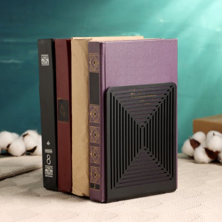 Holder-stand for the books "Labyrinth" set 2pcs, 9.2x12x15.4cm, black