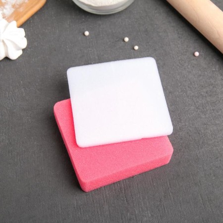 A set of mats for modeling and drying colors from mastic, 9.5 × 9.5 × 1.5 cm, 2 pcs, white, pink color