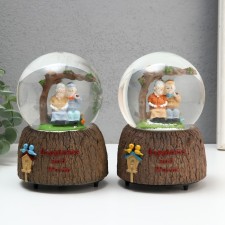 Souvenir Polystone Water Ballion Music and spins 