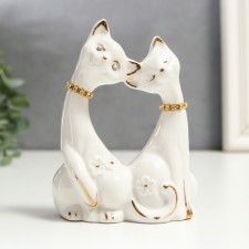 Souvenir ceramics 