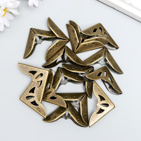 Metal corner "Antique" bronze 3.1x3.1x0.7 cm-3