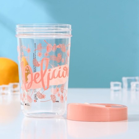 A glass with a Fresh lid, 600 ml, 9.8 × 9.8 × 16 cm, tritan, color mix-1