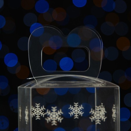 New Year. Box gift New Year's folding PVC "Snowflakes" 12 x 7 x 7 cm.-2