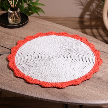 Wicker rug round 38 cm