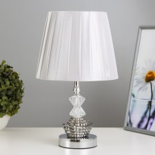 Board Lamp with an ANFIA lighting E27 40W chrome 21x21x35 cm