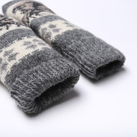 Women's woolen mittens "deer", gray color, size 20-22-2