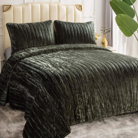 The set with the "Theon" cover, size 240x260 cm, 50x70 cm - 2 pcs, green color-7