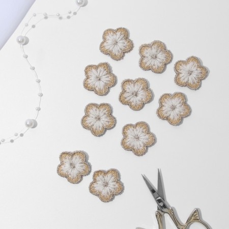 Knitted elements "flowers", 2.8 × 2.8 cm, 10 pcs, beige/white color-1