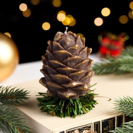 New Year's candle "Bump on the Christmas tree"