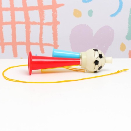Dudka fan of children "Horn - football", plastic, 16 cm, mix