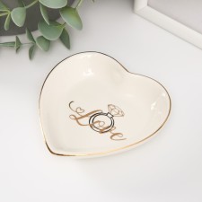 Souvenir ceramics stand for the ring 