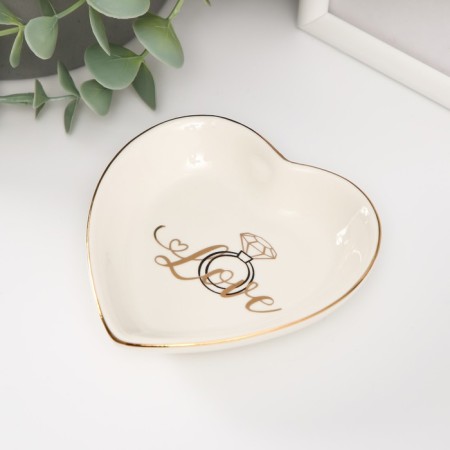 Souvenir ceramics stand for the ring "Heart. Ring" 10.5x10x2 cm