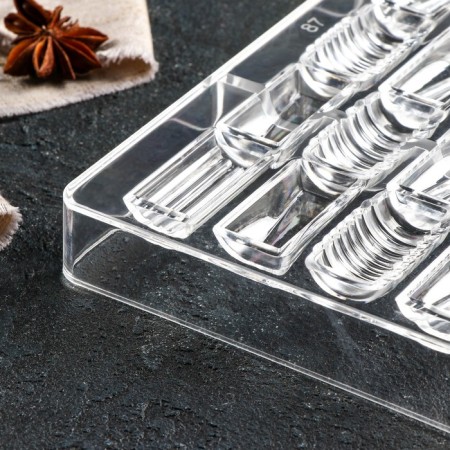 Form for chocolate and sweets “Figure Bank”, 20 cells, 20 × 12 × 2.5 cm, cell 3.3 × 1.6 × 0.8 cm-2
