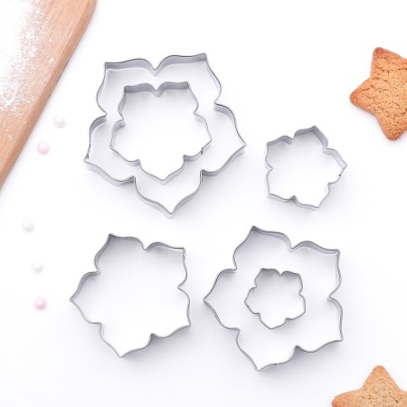A set of forms for cutting the cookies "petunia petals", 7.5 × 7 cm, 6 pcs, chrome color