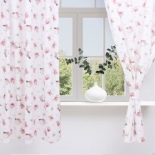 A set of curtains for the kitchen with sequences of Ethel 