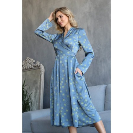 Women's dress, size 44