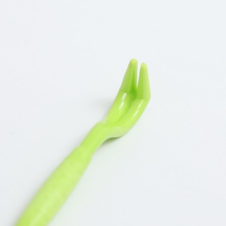A set of ticks for ticks, 2 sizes, green-3