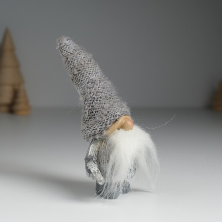 Suvenir Polystone "Santa Claus in a gray knitted cap, with a star" MIX 5x3.5x13 cm-3