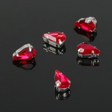 Rhinestones in DACs (set 5 pcs), 6 × 10mm, red color in silver