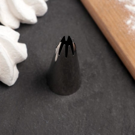 Confectionery nozzle "Closed star", d = 2.2 cm, output 1.2 cm, stainless steel-2