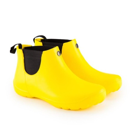 Galosha female, yellow color, size 40-41