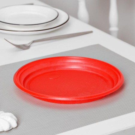 Disposable dining room, d = 20.5 cm, red color