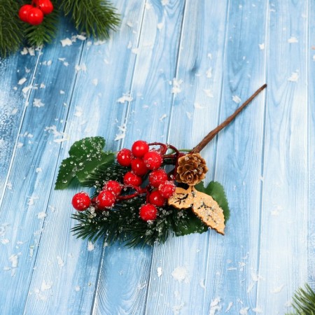 Decor "Winter Dreams" Berries bumps needles leaves, 22 cm